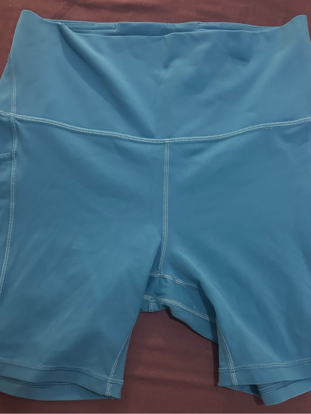 Lululemon 6” blue yoga shorts with pockets